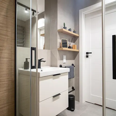 Grey Wall Apartment Kraków Zewnętrze zdjęcie